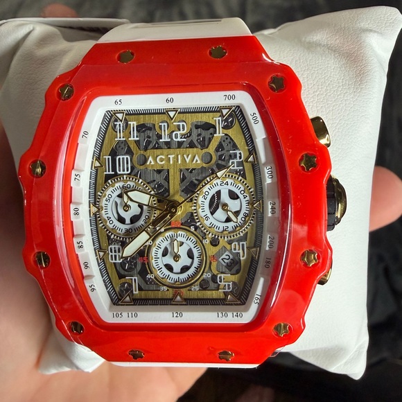 Red and White Activa x Invicta Watch - Picture 5 of 7